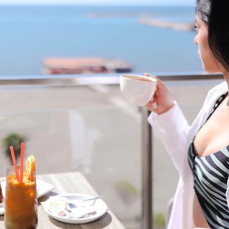 Hotel Frojd - Beach Front Resort Shëngjin Eksteriør billede