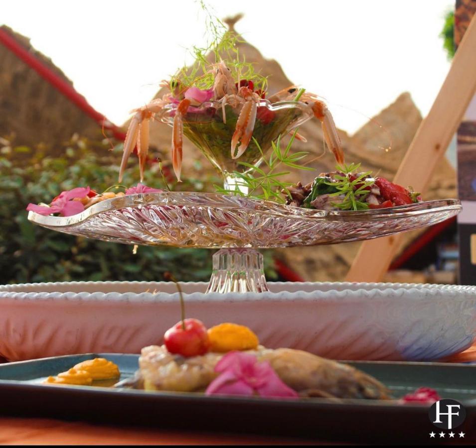 Hotel Frojd - Beach Front Resort Shëngjin Eksteriør billede