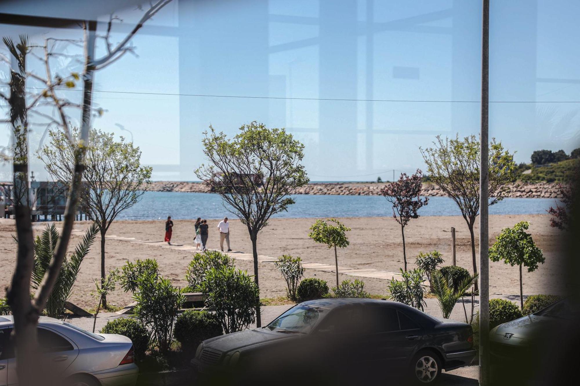 Hotel Frojd - Beach Front Resort Shëngjin Eksteriør billede